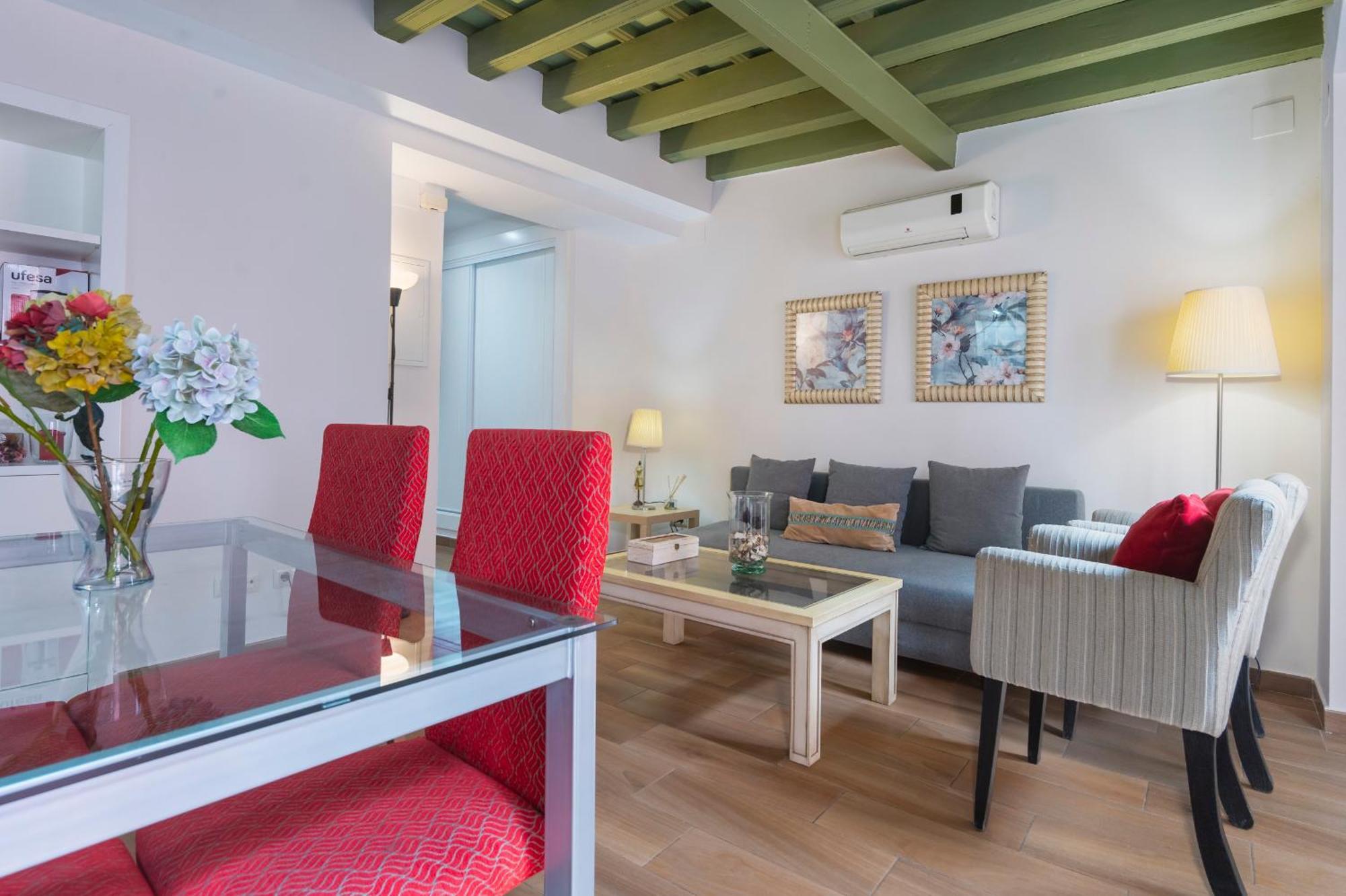 Amplio Piso En El Corazon De Sevilla ภายนอก รูปภาพ